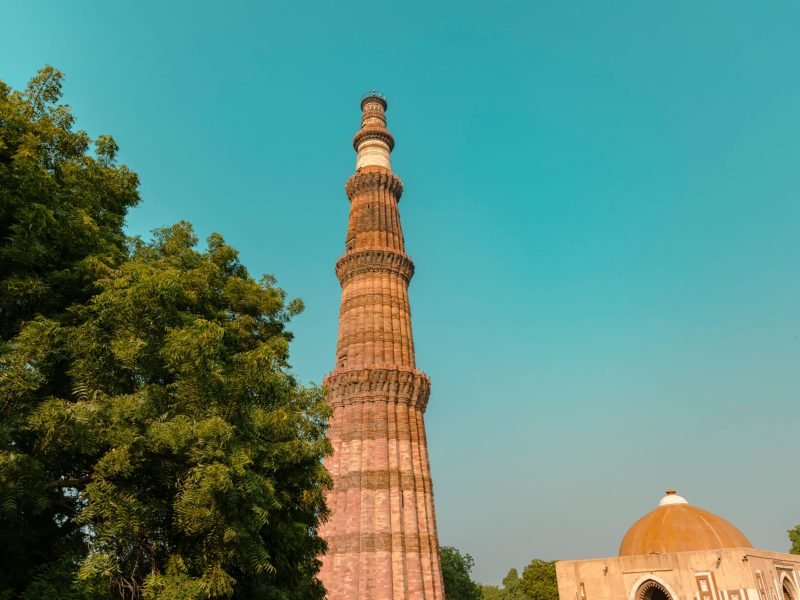 daniel-dara-A-mmGe60VSs-unsplash-min