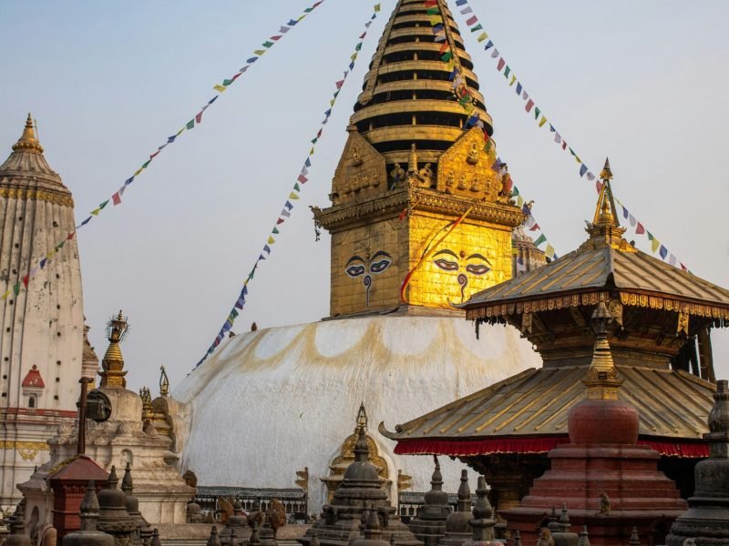 danylo-istominov-Dk8jPwMPtAk-unsplash-min