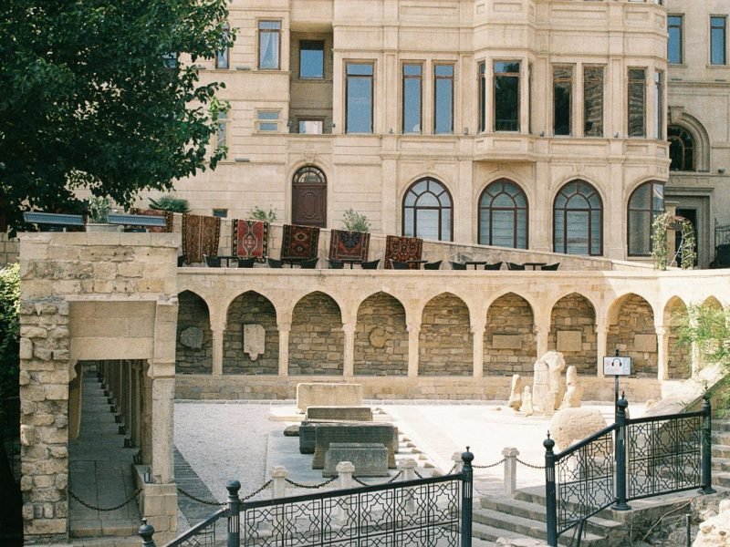 dario-daniel-silva-xr6zXZg_ed4-unsplash (1)-min