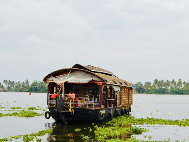 harika-g-xHSYnudJJoc-unsplash-min