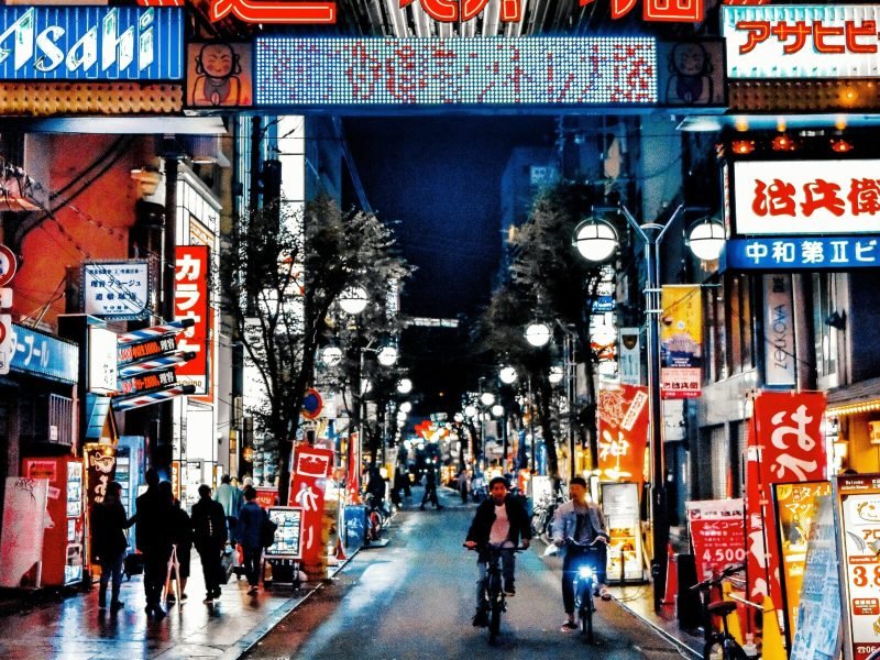 pexels-haugenzhays-1798631-min